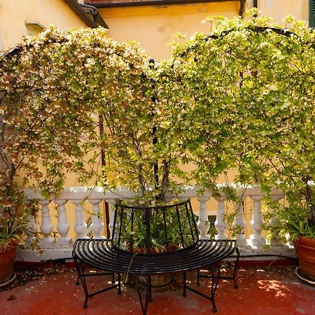 La Foresteria Di Palazzo Picedi Benettini Sarzana Exterior foto