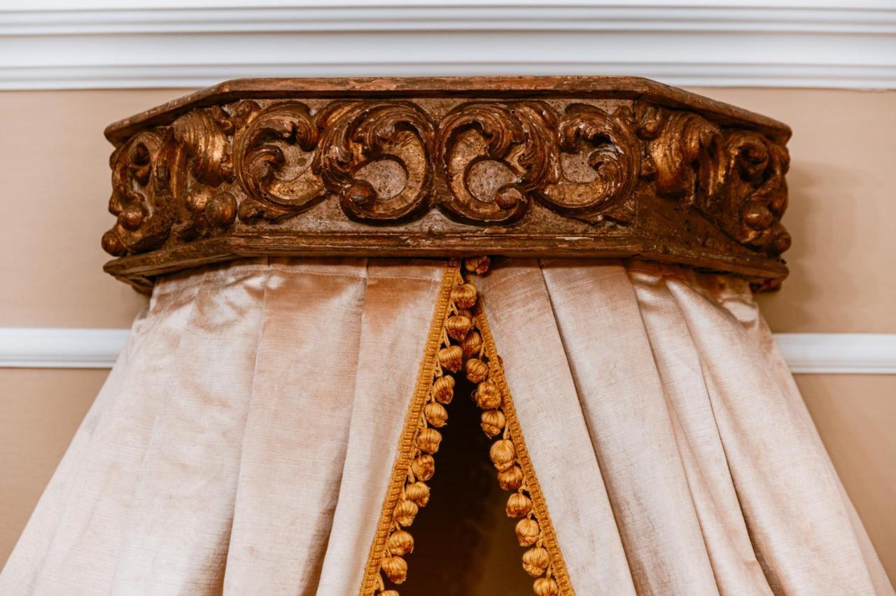 La Foresteria Di Palazzo Picedi Benettini Sarzana Exterior foto